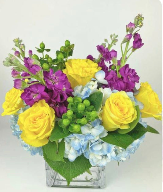 Cocktail-Themed Centerpiece